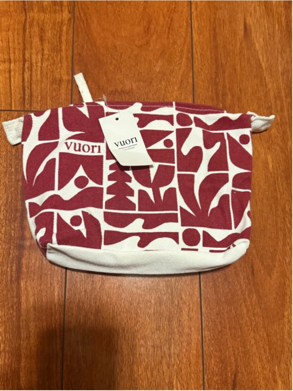 Women's Vuori Holiday 25 Pouch One Size Red White Cosmetic Bag